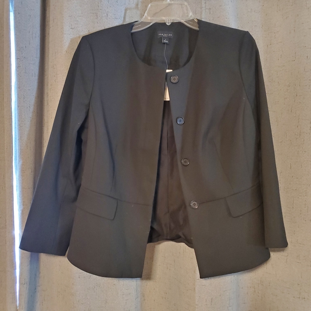 NWT Ann Taylor black blazer